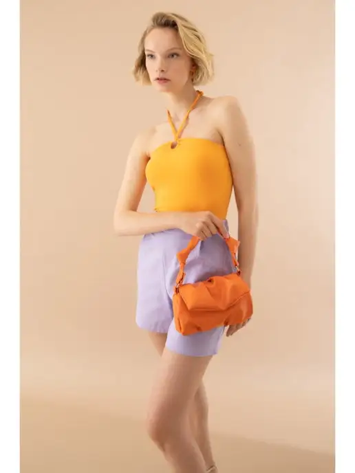 Распродажа  Размеры: 48 46 44 50 42 