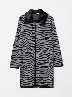 Распродажа  Размеры: 50 42 44 46 52 48 