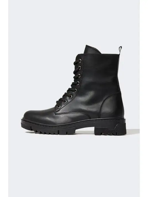 Распродажа  Размеры: 36 37 38 39 40 