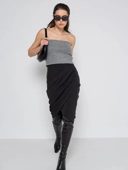 Распродажа  Размеры: 40 42 