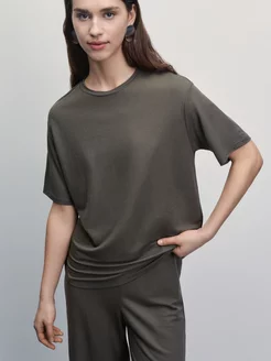 Распродажа  Размеры: 48 46 44 50 42 