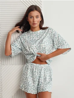 Распродажа  Размеры: 42 46