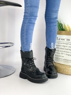 Распродажа  Размеры: 35 36 37 38 39 