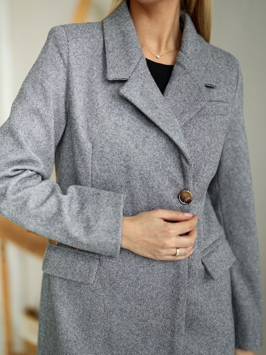 Распродажа  Размеры: 42 44 46 48 