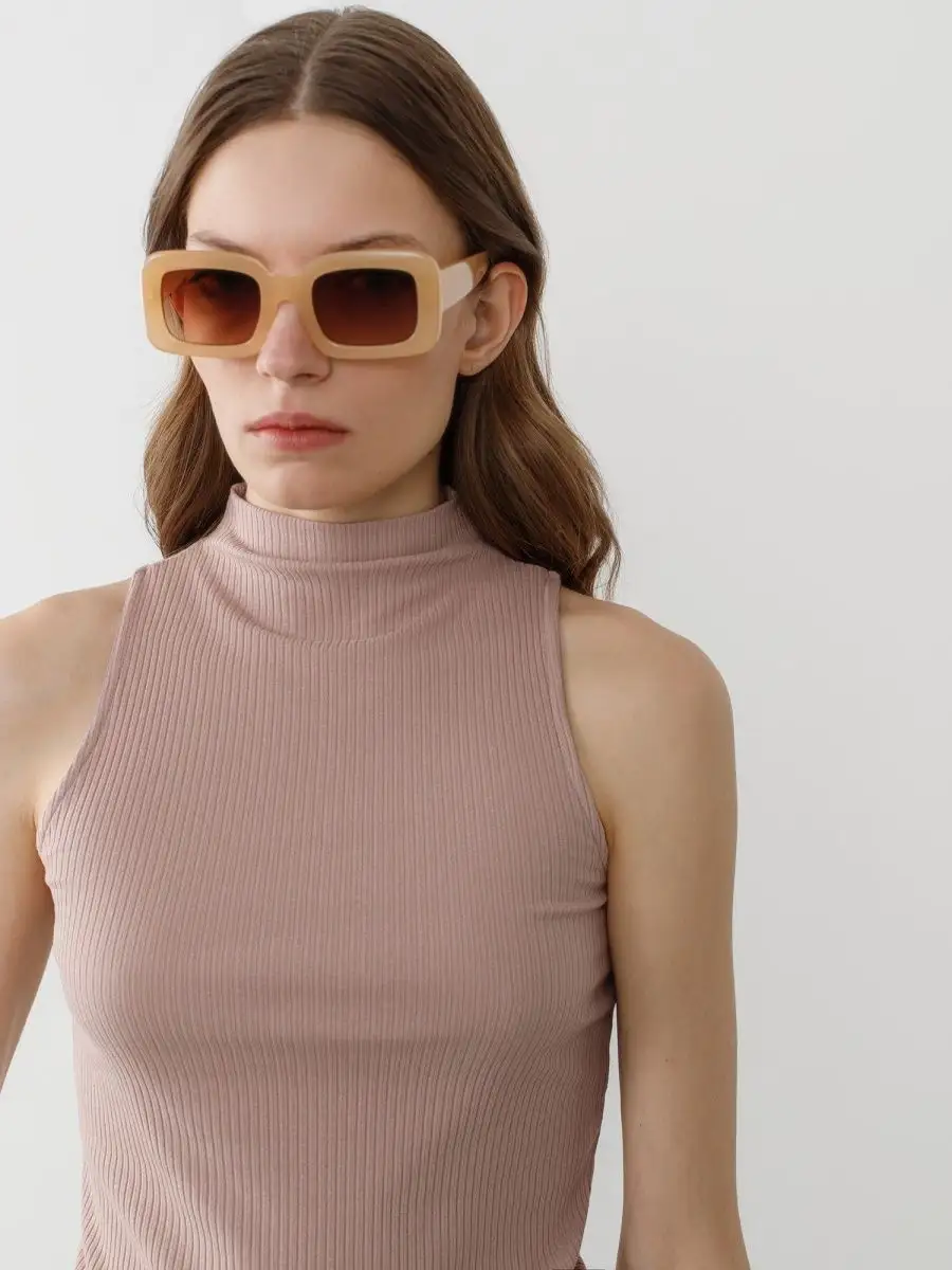 Распродажа  Размеры: 48 46 44 42 